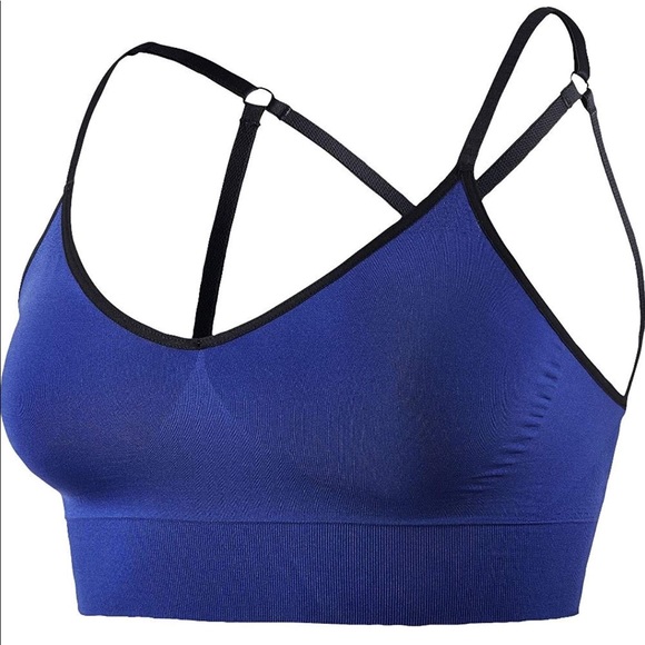 Nike Tops - Nike Zoned Sculpt Strappy Training Bralette Bra